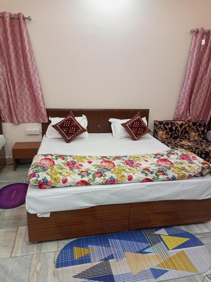 Bed and Breakfast Aashirwad Residency Ujjain Exterior foto