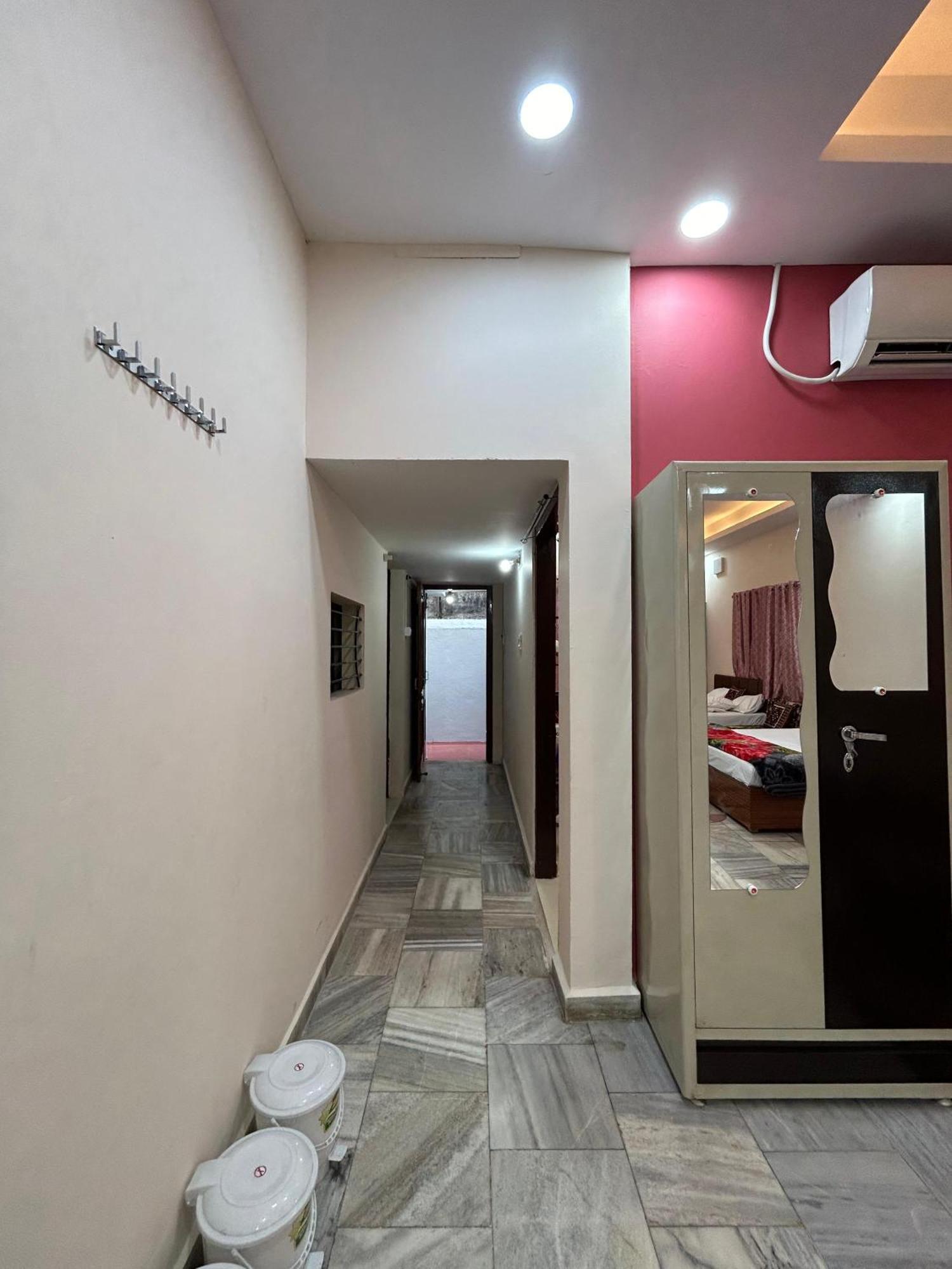 Bed and Breakfast Aashirwad Residency Ujjain Exterior foto